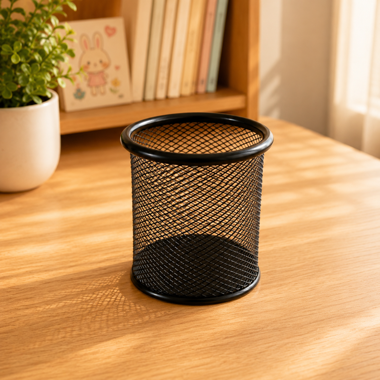 Mesh Pen Stand