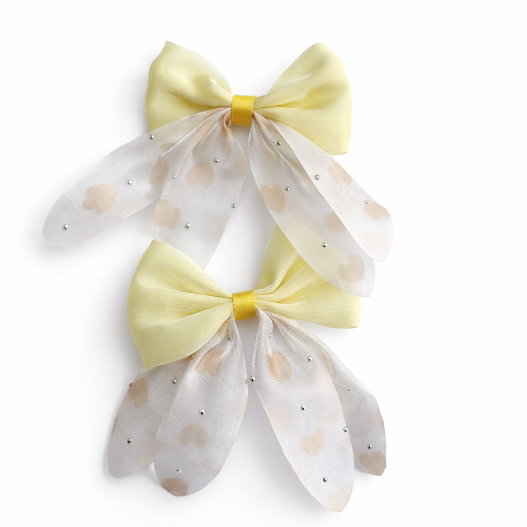 Satin Bow Claw