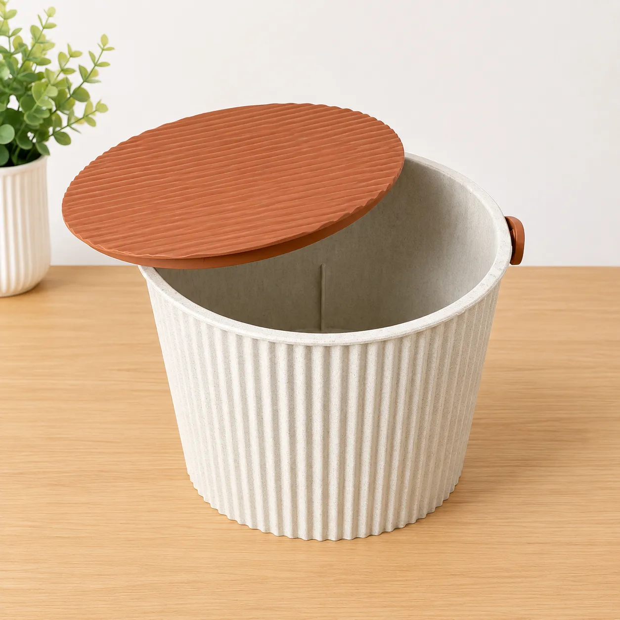 Stylish Storage Bucket with Lid and Handle 3